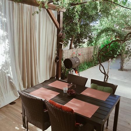 Apartments Emi & Nini シベニク エクステリア 写真